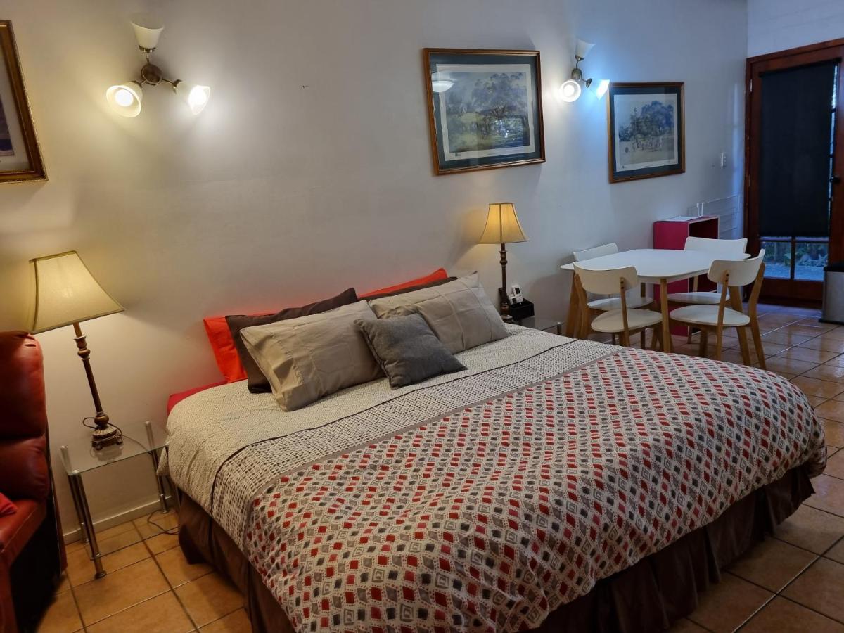 קאירנס Homestay At Julie'S מראה חיצוני תמונה