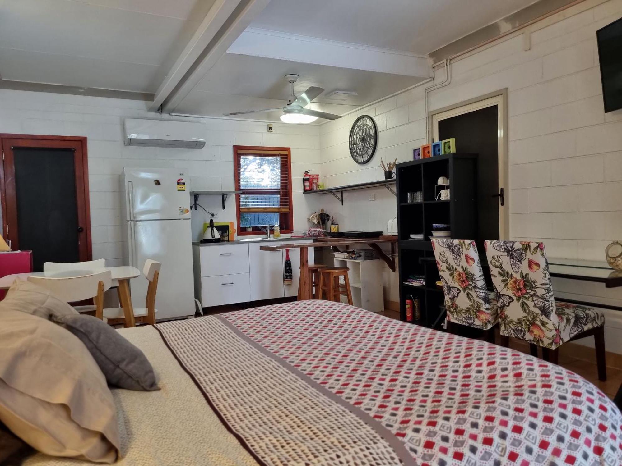 קאירנס Homestay At Julie'S מראה חיצוני תמונה