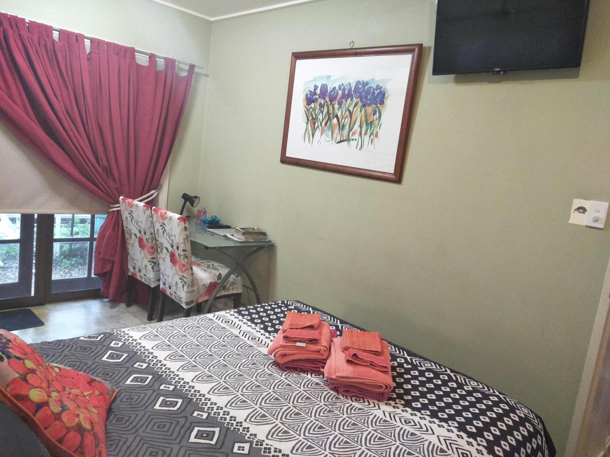 קאירנס Homestay At Julie'S מראה חיצוני תמונה