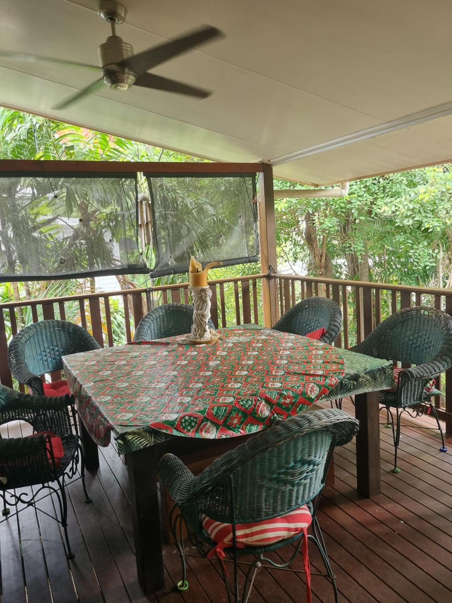 קאירנס Homestay At Julie'S מראה חיצוני תמונה