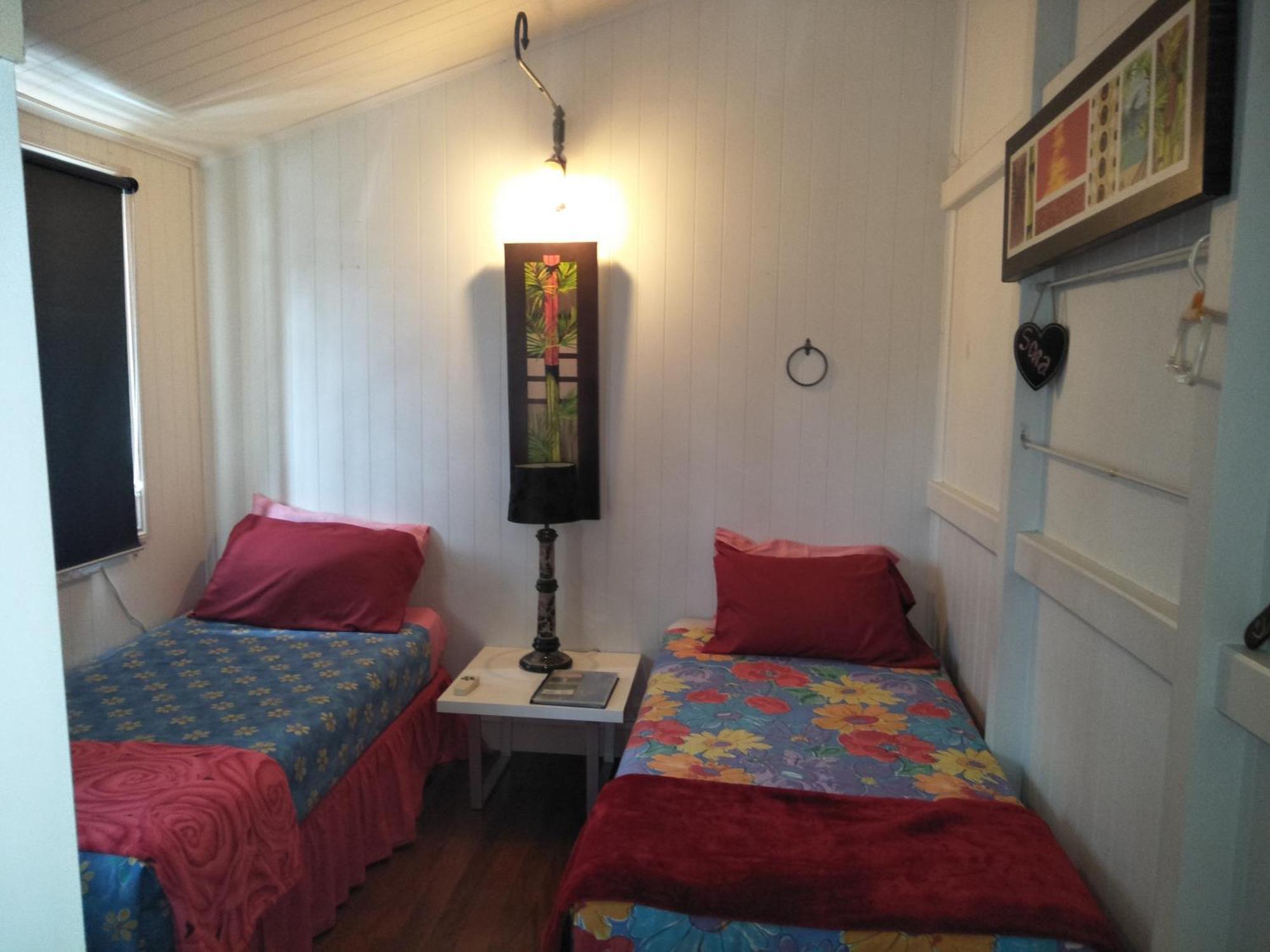 קאירנס Homestay At Julie'S מראה חיצוני תמונה