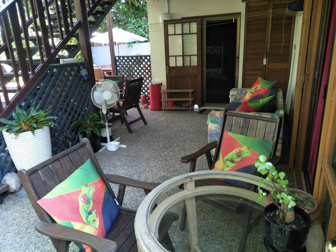 קאירנס Homestay At Julie'S מראה חיצוני תמונה