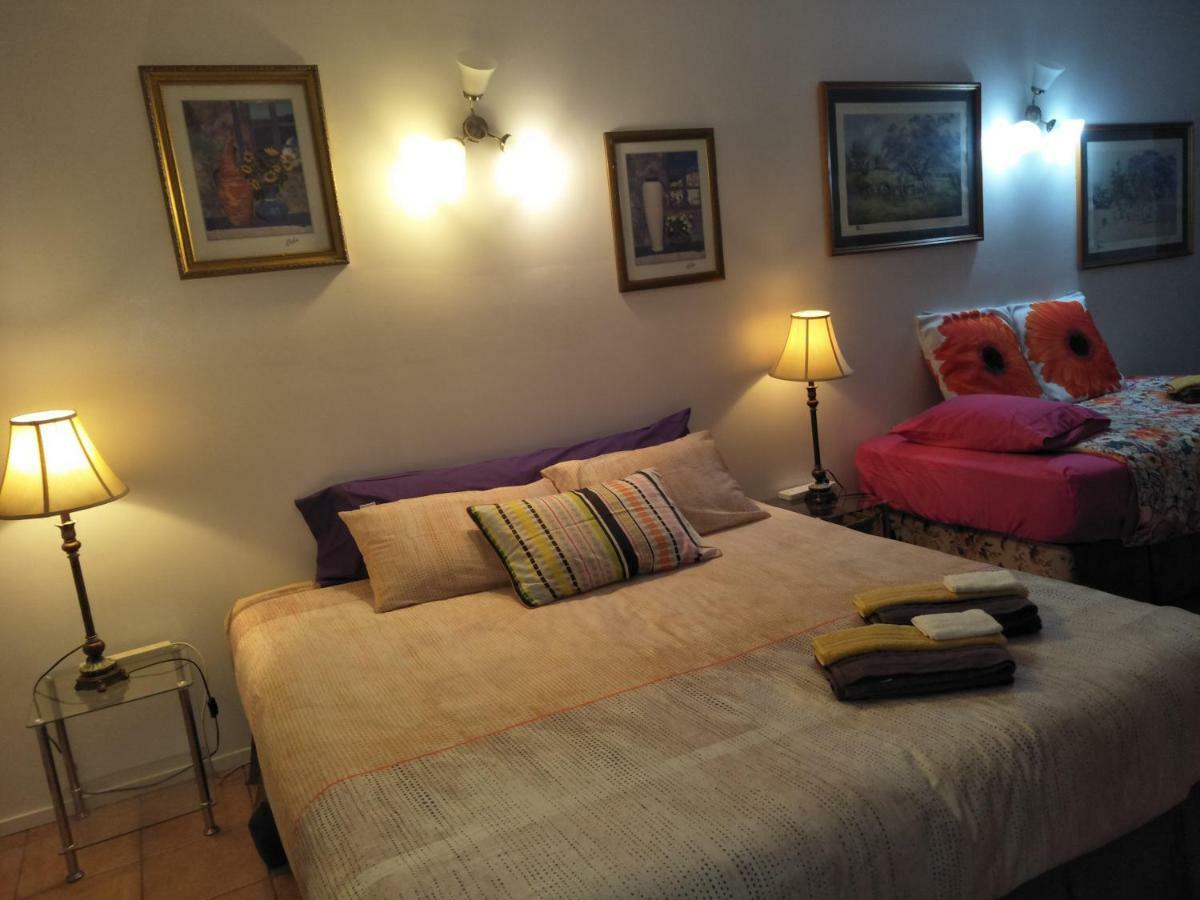קאירנס Homestay At Julie'S מראה חיצוני תמונה